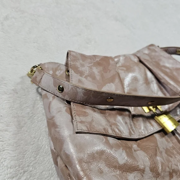 Sharif leather shoulder bag. - Picture 8 of 15